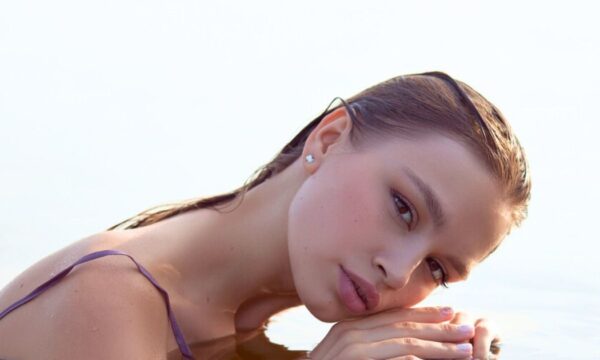 Skin Glazing: Η καινοτόμος τάση ενυδάτωσης για λιπαρά και μεικτά δέρματα που θα αγαπήσεις