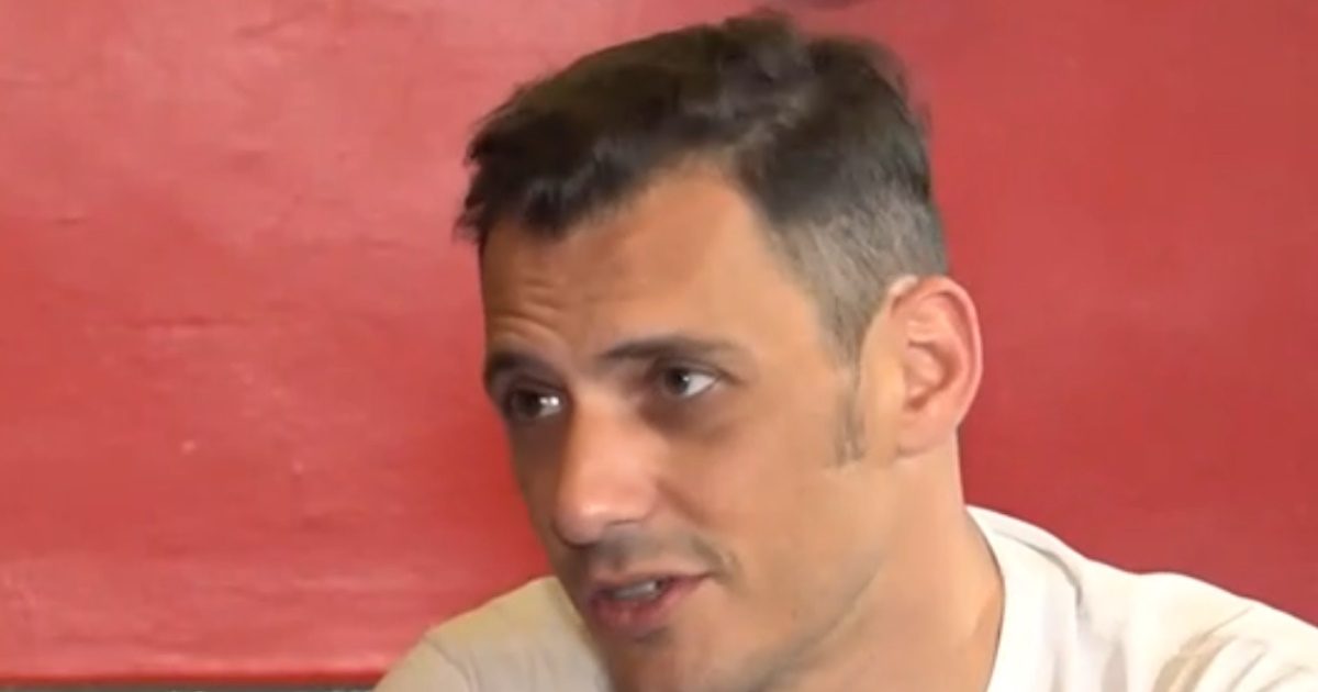 Σταύρος Σβήγκος: «Έχω περάσει δύσκολες συνεργασίες, πήγαινα σε γυρίσματα με βαριά ψυχή»