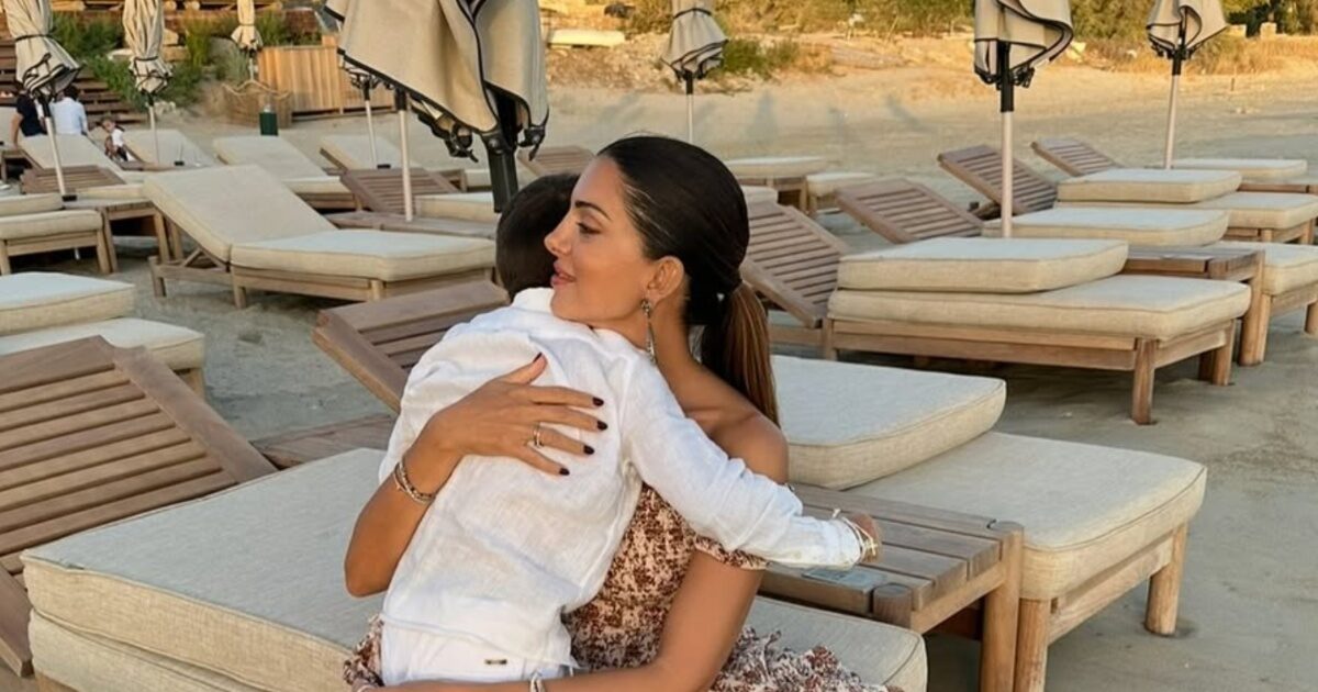 Σταματίνα Τσιμτσιλή: Μαζί με τον επτάχρονο γιο της, Γιάννη, στις διακοπές τους στην Πάρο