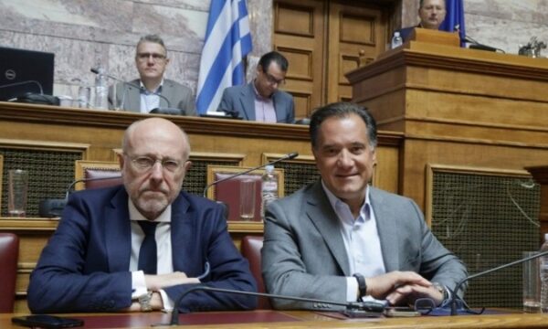 Η Ναλοξόνη παντού – Μια επανάσταση στις εξαρτήσεις για την καταπολέμηση της υπερδοσολογίας