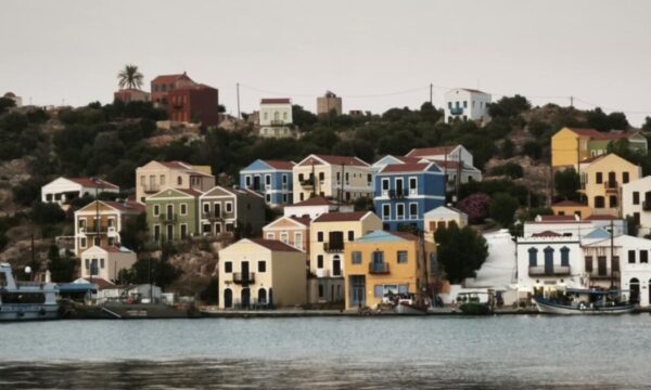 Το κορυφαίο ελληνικό νησί για διακοπές σαν γνήσιος ντόπιος