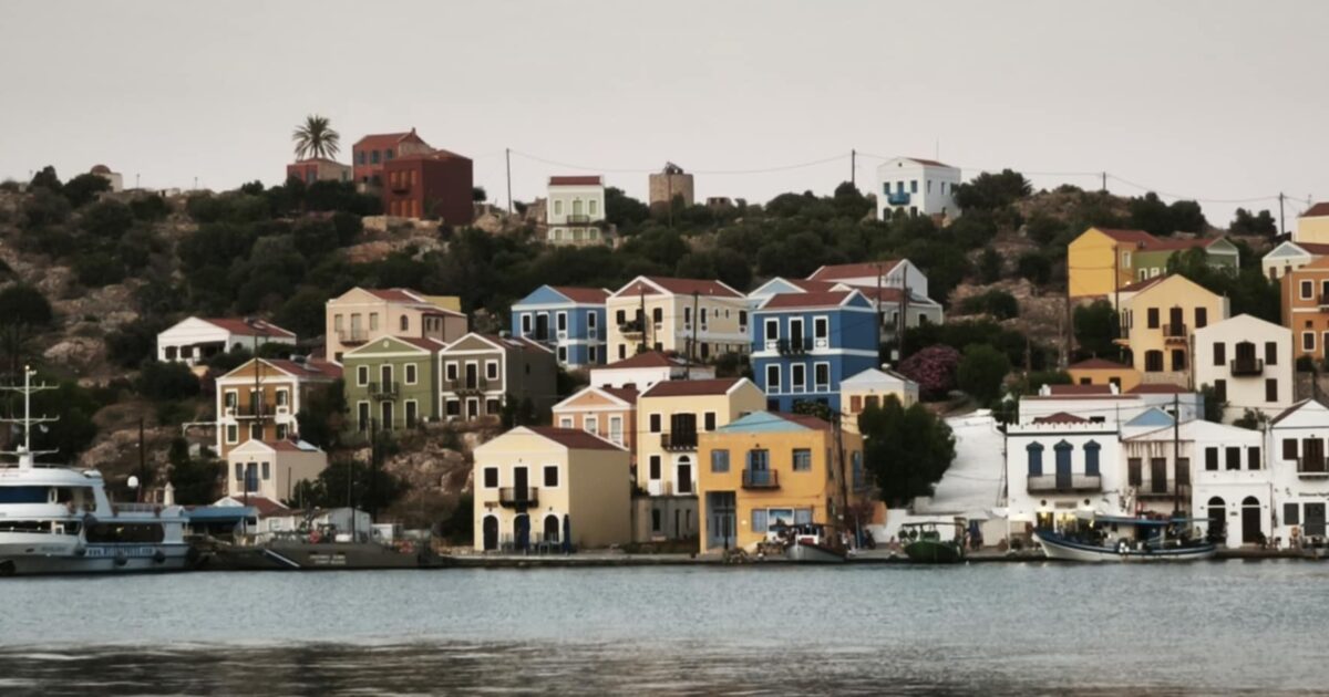 Το κορυφαίο ελληνικό νησί για διακοπές σαν γνήσιος ντόπιος