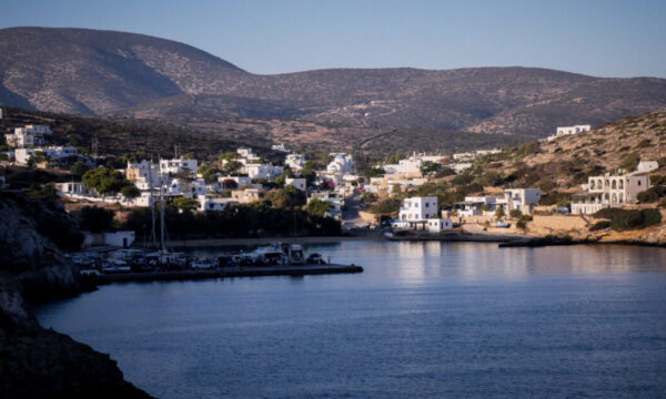 Ηρεμία και αυθεντικότητα: Τα ελληνικά νησιά που αξίζει να προσθέσεις στη λίστα σου για το επόμενο καλοκαίρι