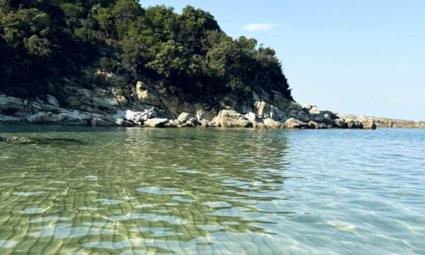 6 ονειρεμένες παραλίες της Χαλκιδικής για μια αξέχαστη καλοκαιρινή βουτιά