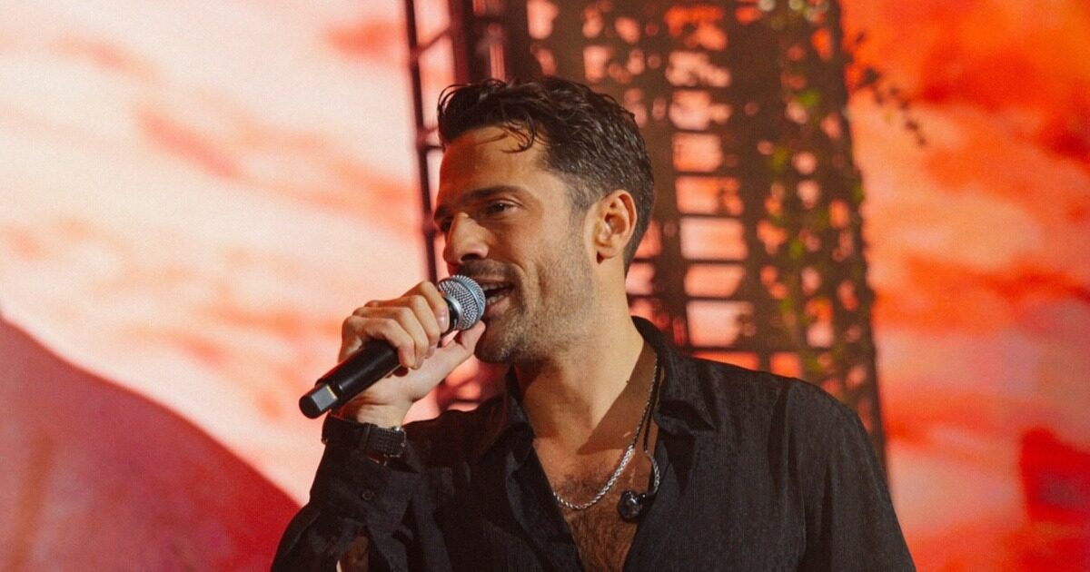 Κωνσταντίνος Αργυρός: Πρωτιά σε Spotify και ραδιοφωνικούς σταθμούς ταυτόχρονα