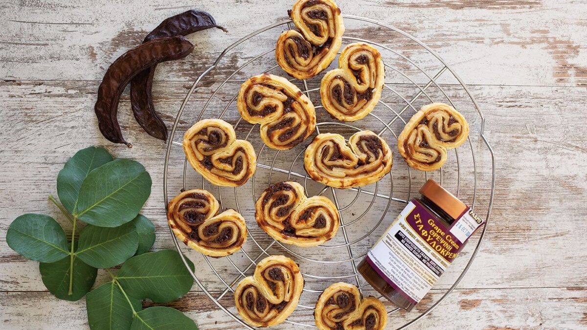 Palmier μπισκότα με κρέμα σταφυλιού
