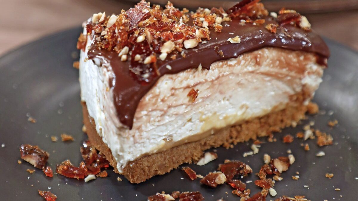 Cheesecake με καραμελωμένο συμπυκνωμένο γάλα