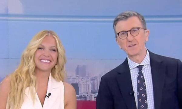 Μαρία Αναστασοπούλου – Άρης Πορτοσάλτε: «Σε άλλες εποχές θα μιλούσαμε για ΠΑΣΟΚικές διακοπές, όπως μας ανέφεραν»