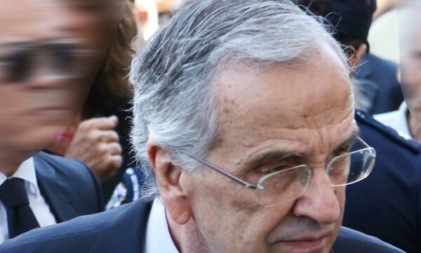 Αποχαιρετισμός Λένας Σαμαρά: Συγκλονιστικός επικήδειος του Αντώνη Σαμαρά – «Τι να πω ως πατέρας που χάνει το παιδί του;»