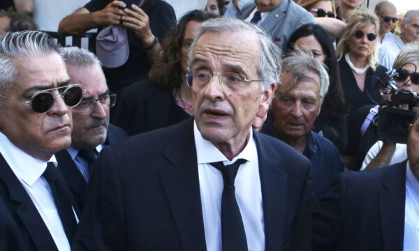 Αντώνης Σαμαράς: Συγκινεί το μήνυμά του μετά την κηδεία της κόρης του, Λένας Σαμαρά