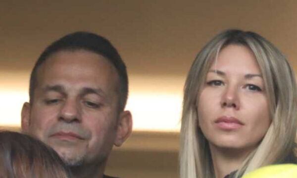 Αλεξάνδρα Νικολαΐδου: Η 41χρονη σύντροφος του Ντέμη Νικολαΐδη – Η μάχη της με τον καρκίνο και οι κοινές τους στιγμές