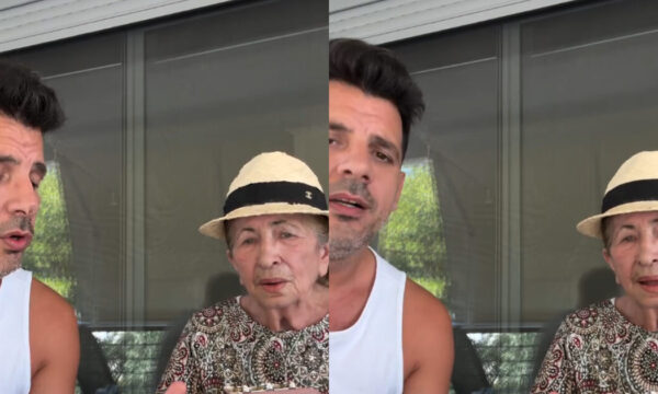 Ο Θοδωρής Φέρρης ερμηνεύει Στέλιο Καζαντζίδη μαζί με τη μητέρα του – Δείτε το βίντεο