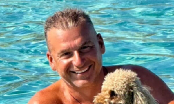 Γιώργος Λιάγκας: Άρχισε τις καλοκαιρινές διακοπές με τους γιους του – Βίντεο από την απόδραση στο Ιόνιο
