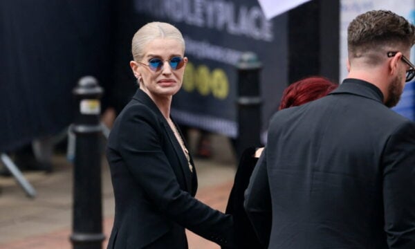Kelly Osbourne: Τίμησε τον πατέρα της λίγες μέρες μετά την κηδεία του
