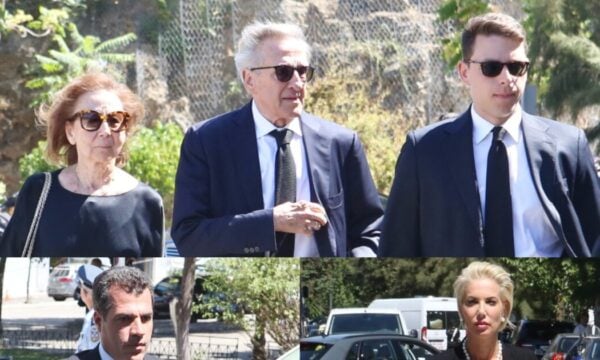 Αποχαιρετισμός Λένας Σαμαρά: Ο πολιτικός κόσμος παρών στην τελετή της κόρης του Αντώνη Σαμαρά