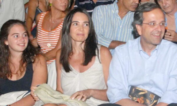 Λένα Σαμαρά: Γιατί μεταφέρθηκε από το Σισμανόγλειο στον Ευαγγελισμό – Τα αινίγματα του αιφνίδιου θανάτου της