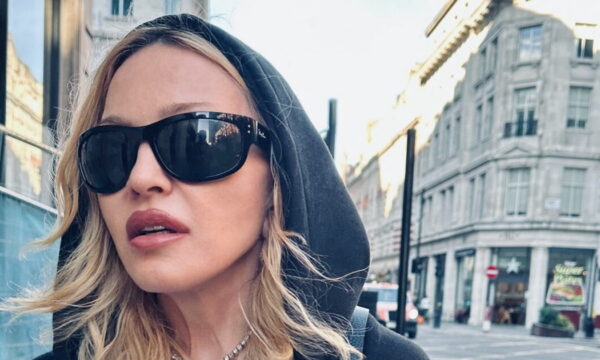 Madonna: Απευθύνει ανοιχτή πρόσκληση στον Πάπα να ταξιδέψει στη Γάζα και να υποστηρίξει τα παιδιά