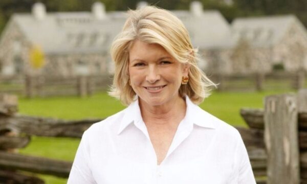 Η Martha Stewart παρουσιάζει τη νέα της σειρά περιποίησης δέρματος!