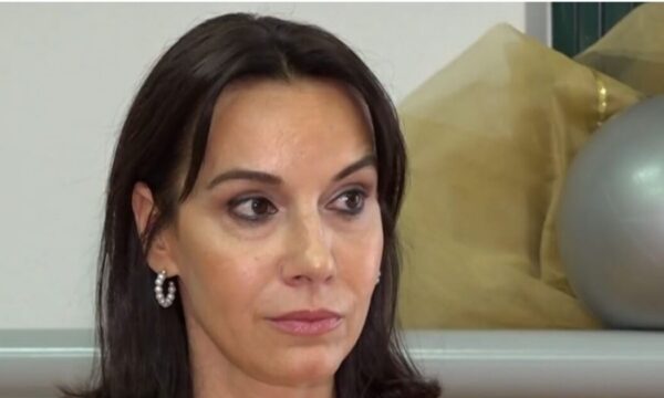 Μαρίνα Λαμπροπούλου: «Δεν υπήρξα καλή μητέρα, ο γιος μου δε θα δεχόταν να αποκτήσω άλλο παιδί»