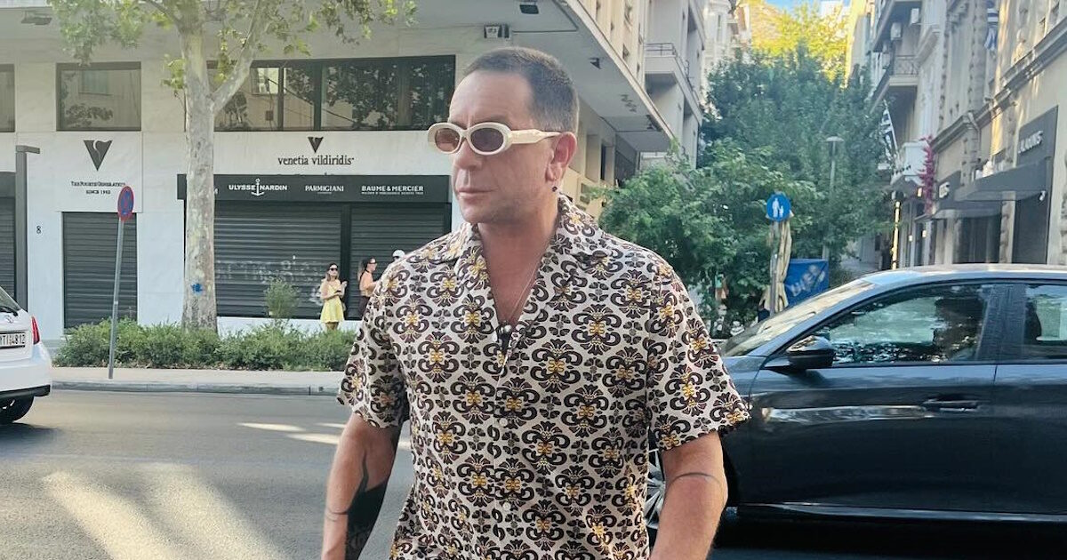 Ο Γιώργος Μαζωνάκης ανανεώθηκε με κούρεμα και ξύρισμα μετά τη νοσηλεία στο Δρομοκαΐτειο
