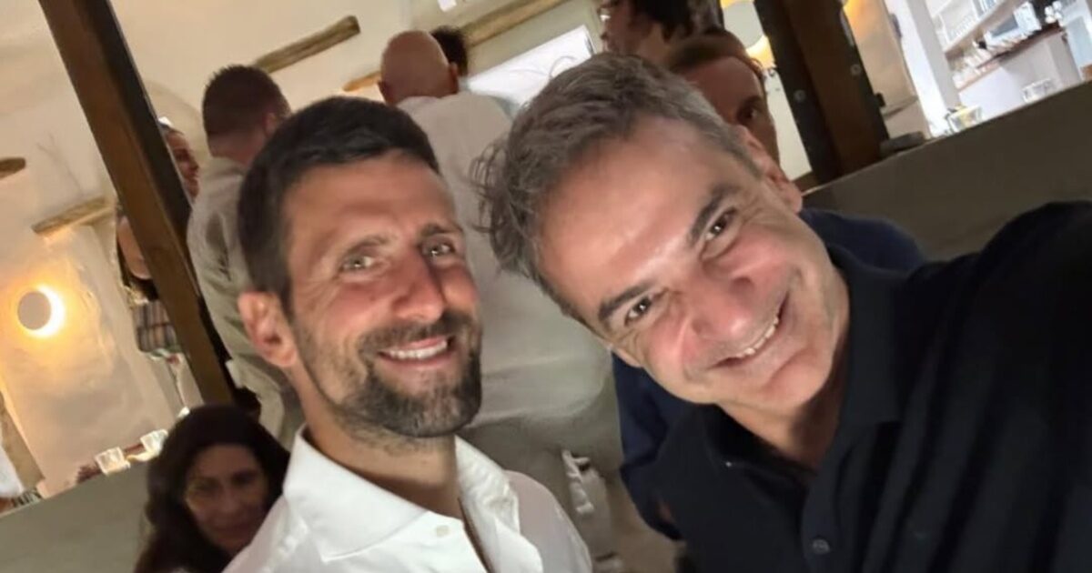 Κυριάκος Μητσοτάκης: Η συνάντηση με τον Νόβακ Τζόκοβιτς στην ειδυλλιακή Τήνο