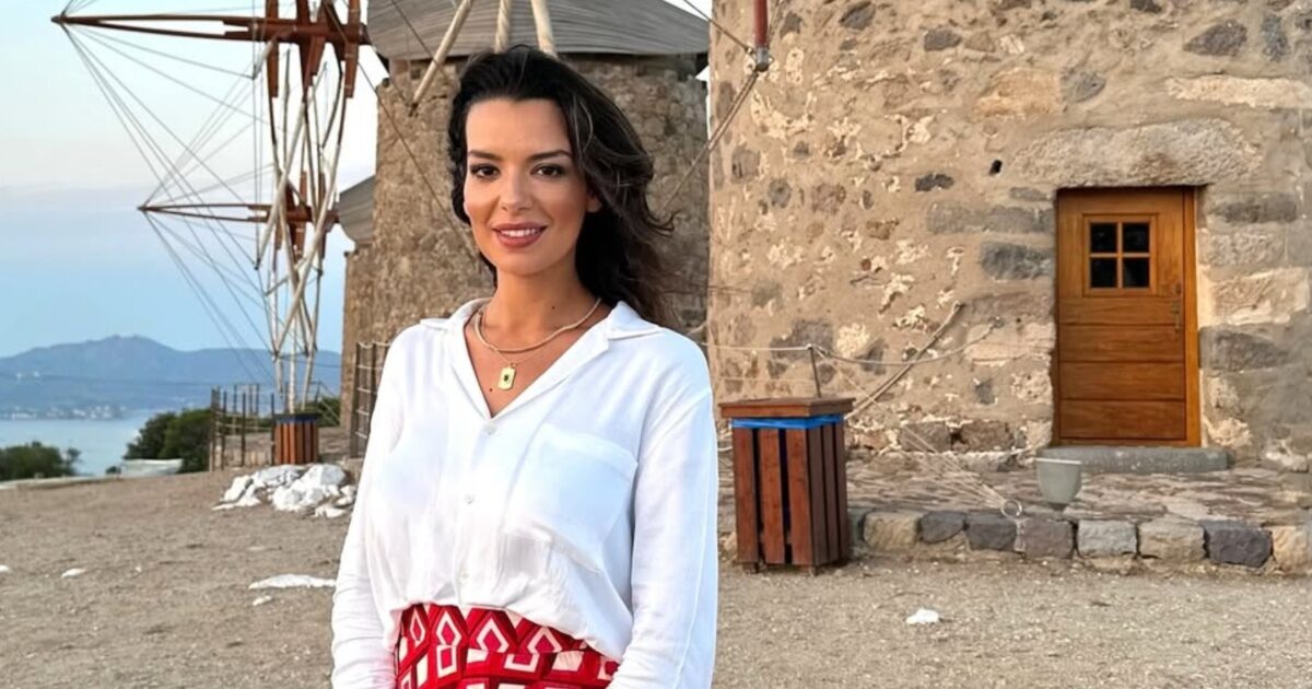 Νικολέττα Ράλλη: «Αισθάνομαι απόλυτα χαμένη, εκτός ρυθμού και με μια μικρή θλίψη»