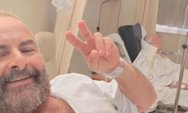 Στο νοσοκομείο ο δημοσιογράφος Νίκος Νικόλιζας: «Μετά από τρεις μήνες αγωνίας και στρες… ανανεωμένος πλέον»