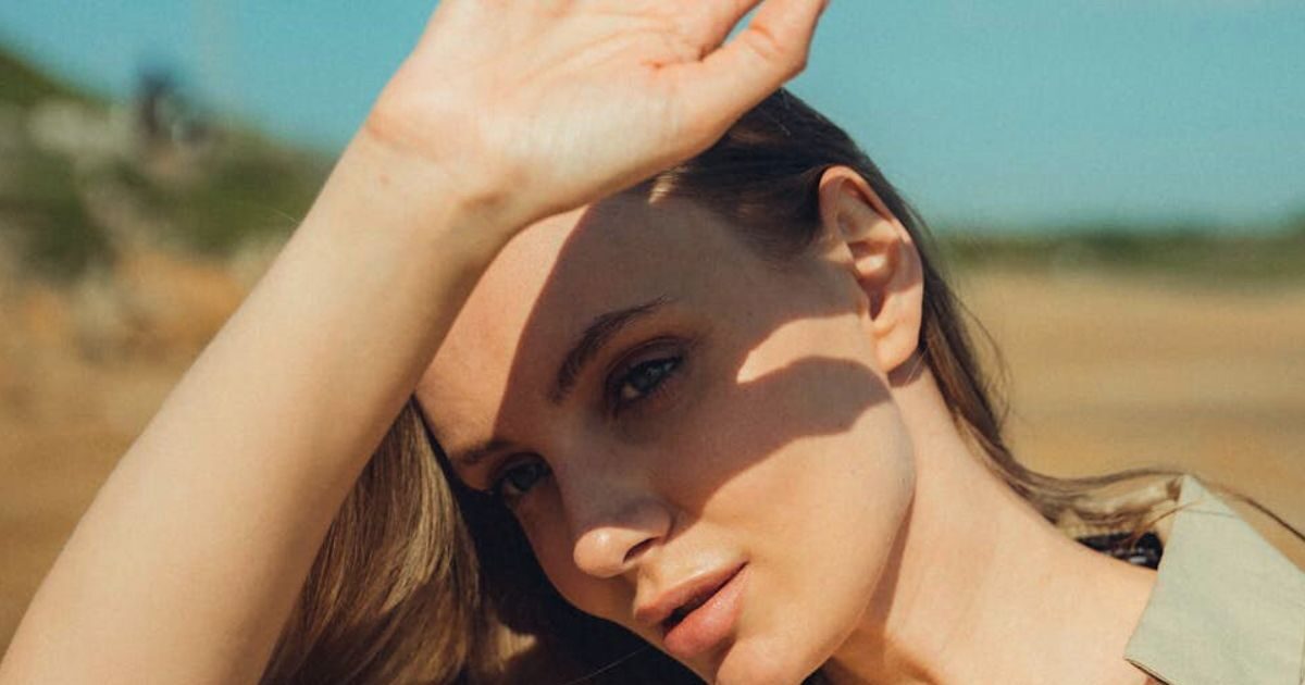 Sunkissed μακιγιάζ με ένα πολυχρηστικό προϊόν; Ναι, είναι εφικτό!