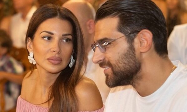 Ελένη Χατζίδου: Οικογενειακή εξόρμηση στις Μαλδίβες – Περιπέτειες με καρχαρίες και παιχνίδια με την πεθερά της