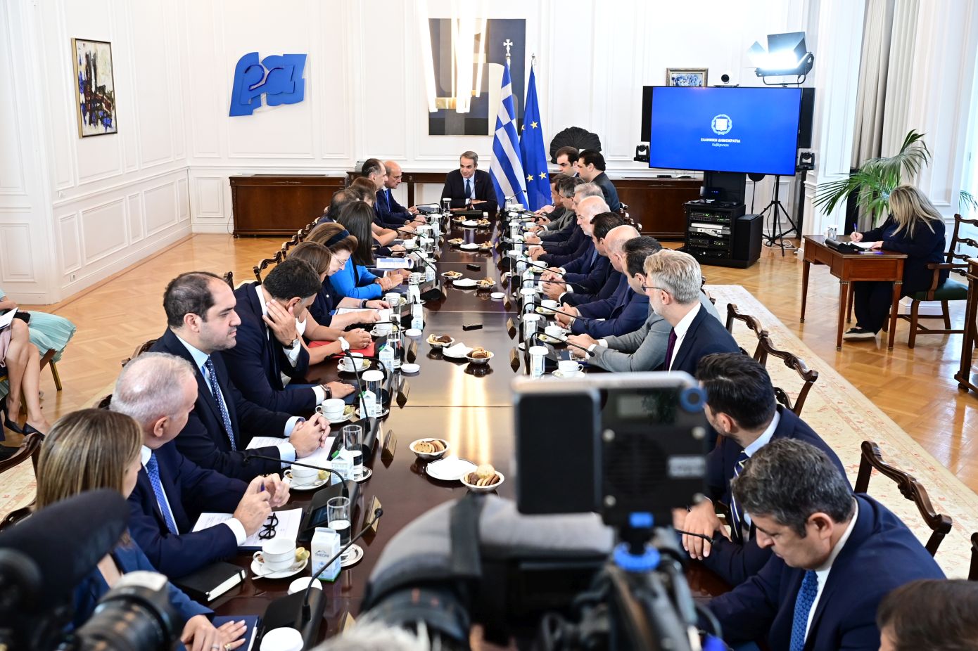 Μαρινάκης: Καθορίζουμε το χαοτικό τοπίο των περιφερειακών καναλιών με σεβασμό στους εργαζόμενους
