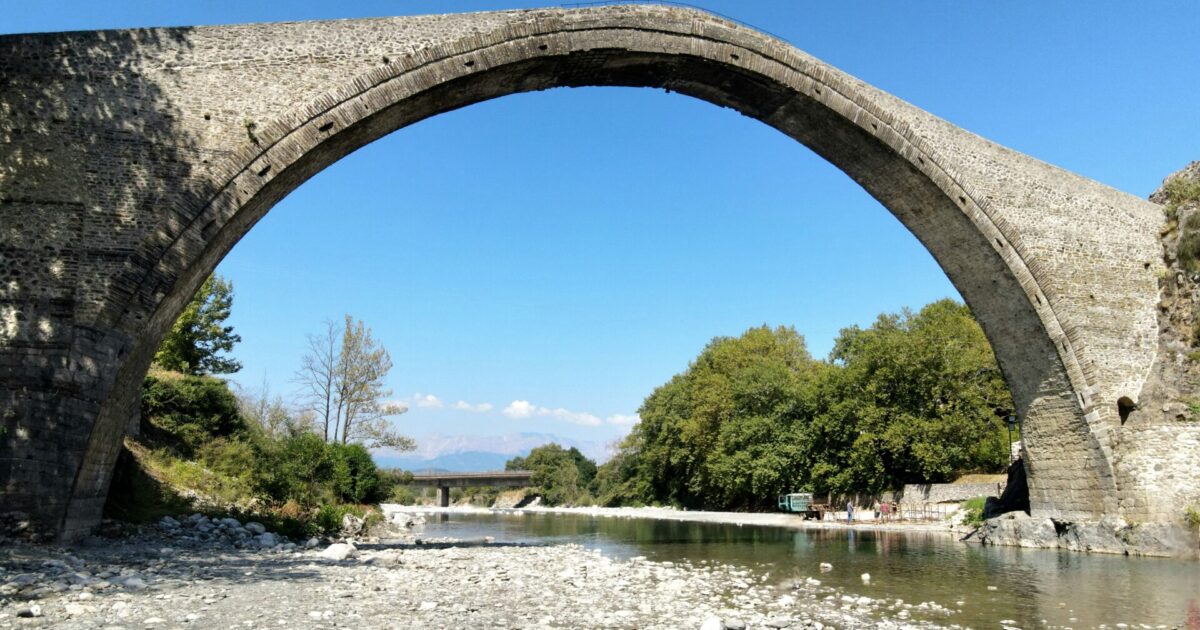 Το Γεφύρι της Κόνιτσας: Ένα αριστούργημα της ηπειρώτικης αρχιτεκτονικής – Βίντεο
