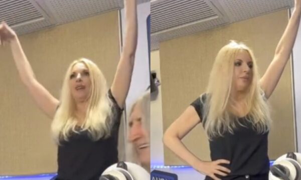 Αννίτα Πάνια: Έδωσε ρεσιτάλ τσιφτετελιού μπροστά στον Νίκο Καρβέλα