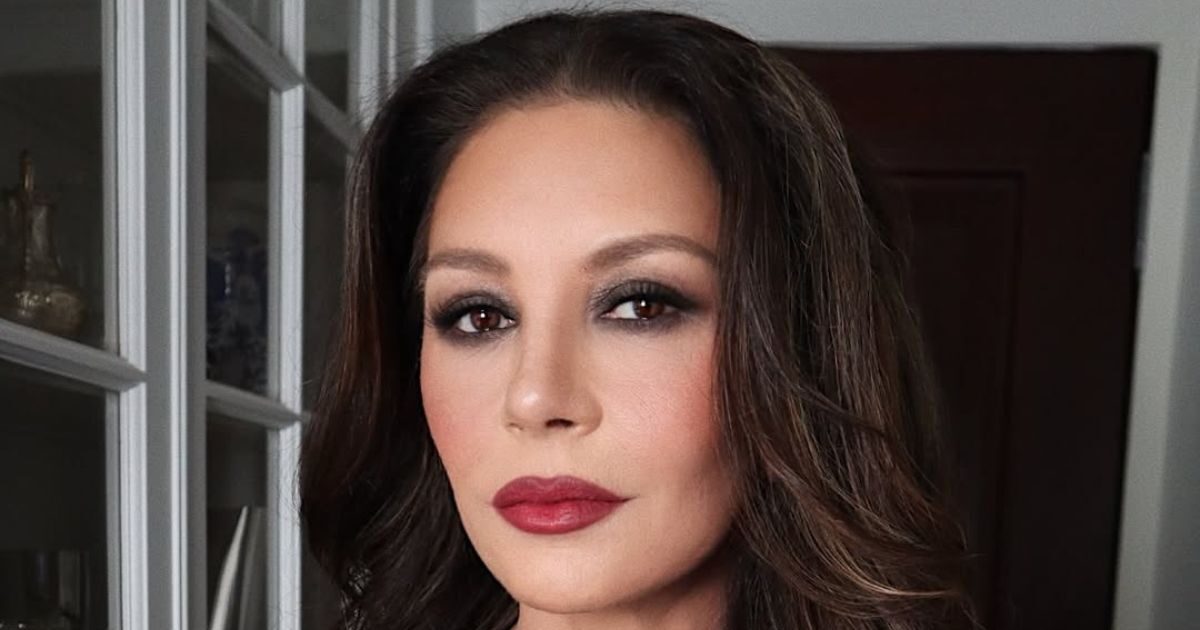 Catherine Zeta-Jones: Με το απόλυτο, τολμηρό και σαγηνευτικό μακιγιάζ