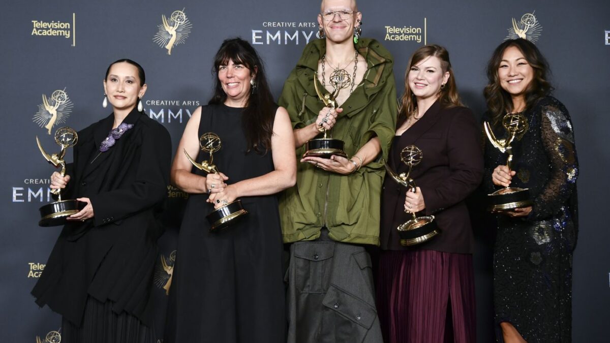 Οι σειρές «The Penguin», «The Studio» και «Severance» θριάμβευσαν στα βραβεία Emmy Δημιουργικών Τεχνών