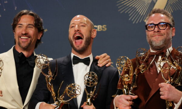 Emmys 2025: Νίκη για το «Adolescence» και το «The Studio» – Αναλυτικά οι βραβευθέντες