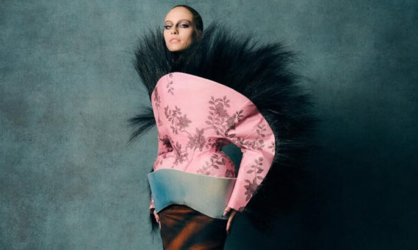 London Fashion Week: Ο Harris Reed μας θύμισε γιατί είναι ένας από τους πιο εντυπωσιακούς σχεδιαστές της εποχής του
