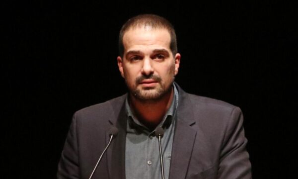 Γαβριήλ Σακελλαρίδης: Εξιτήριο από το νοσοκομείο μετά την καρδιολογική επέμβαση – «Ήδη βρίσκομαι ανάμεσά σας»