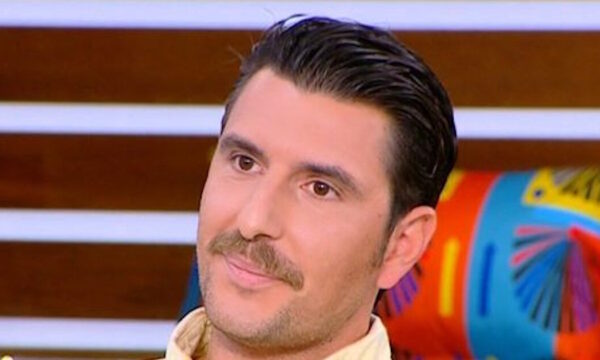 Γιώργος Γεροντιδάκης: «Δε θα επέπληττα ποτέ κάποιον που θέλει να με φωτογραφίσει με τη σύντροφό μου, ντρέπομαι»