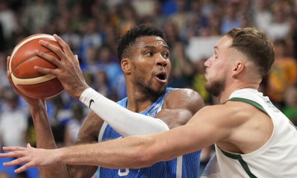 Eurobasket 2025: H Ελλάδα νίκησε τη Λιθουανία και προκρίθηκε στους ημιτελικούς