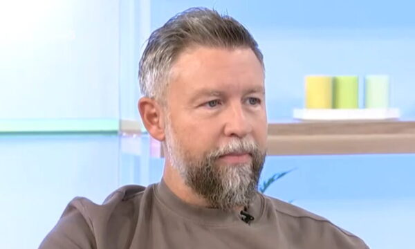Γιάννης Βαρδής: «Η σχέση με τον πατέρα μου ήταν ανύπαρκτη»