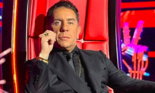 Γιώργος Μαζωνάκης: Στα παρασκήνια του The Voice στον ΣΚΑΪ – Αποκλειστική εικόνα
