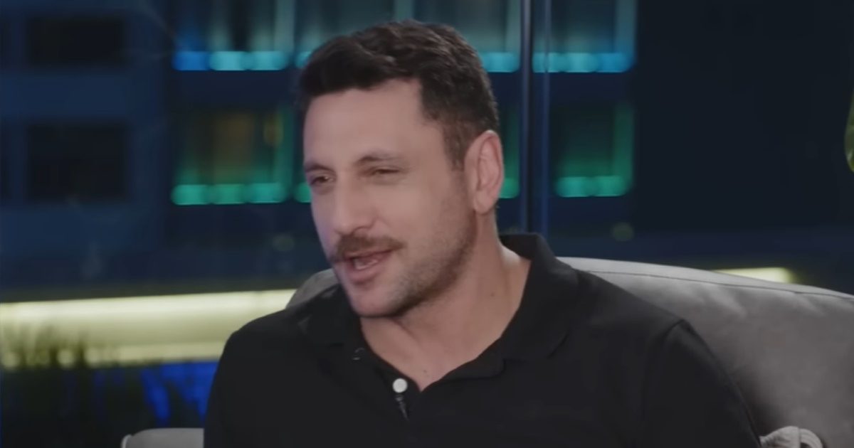 Γιώργος Χρυσοστόμου: «Δεν αμείβομαι για το TikTok – Με 100 ευρώ ανά βίντεο, θα το σκεφτόμουν»
