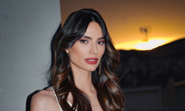 Cut Crease: Το μυστικό της Ηλιάνας Παπαγεωργίου για ανόρθωση στο βλέμμα