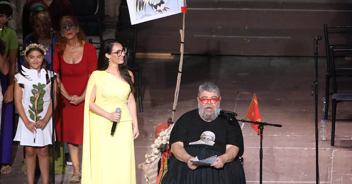 Klavdia: Η παρουσία δίπλα στον Σταμάτη Κραουνάκη στο Ηρώδειο – Στο πλευρό της ο αγαπημένος της, Oge