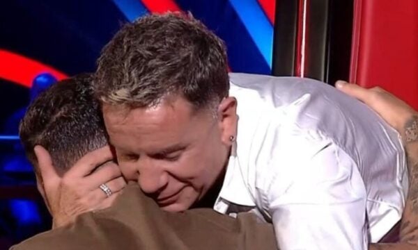 The Voice: Συγκινήθηκε ο Γιώργος Μαζωνάκης με τον 26χρονο που αποχώρησε – «Σε στεναχώρησα;»