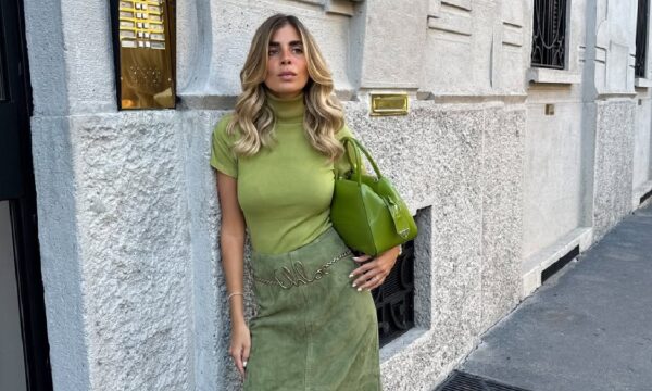 Οι 3 μίντι φούστες που θα λατρέψετε να φοράτε αυτή την εποχή