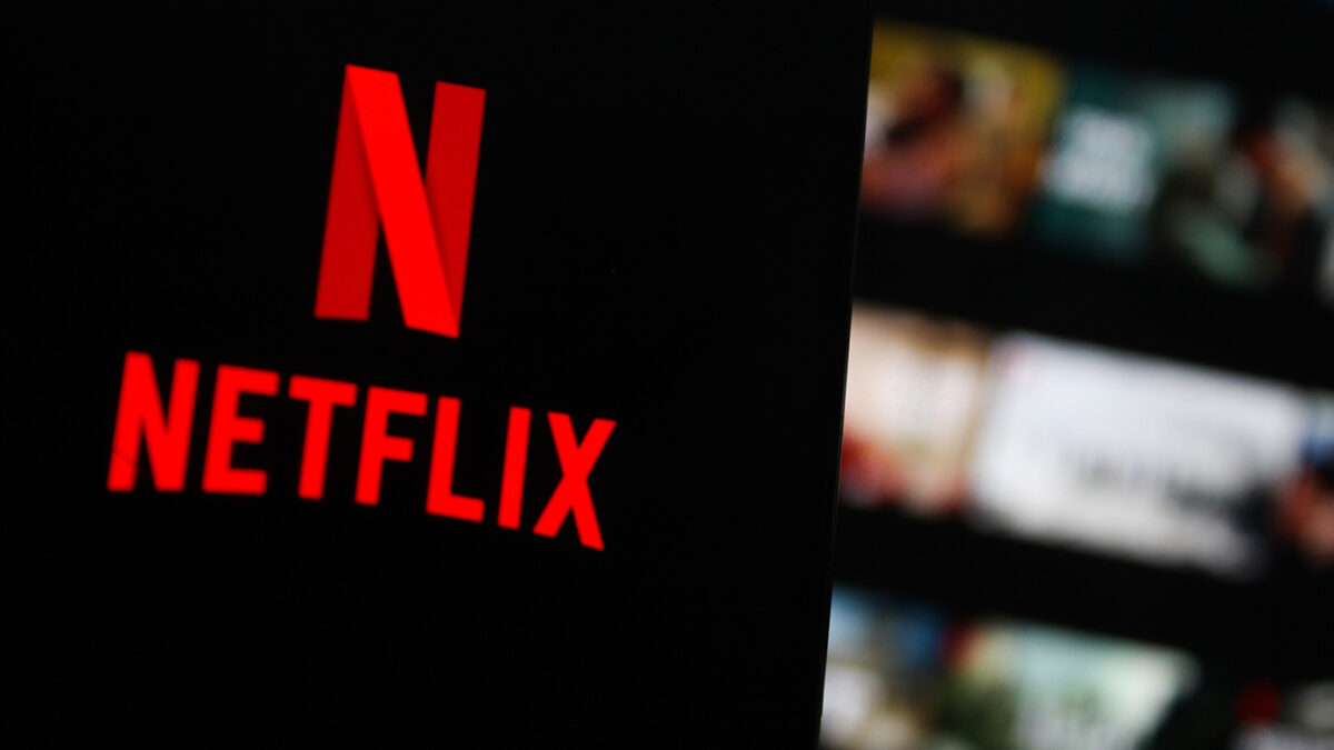 Αστέρας του Netflix χάνει τη ζωή του στα 37 μετά από πτώση – Θρήνος στους θαυμαστές