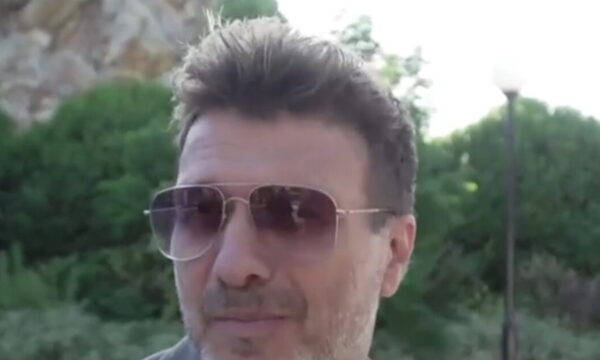 Γιάννης Πλούταρχος: Διευκρινίζει για την παρεξήγηση με τον Σταμάτη Γονίδη – «Θα μας δείτε παρέα»