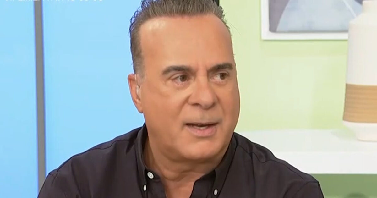 “Γενέθλια στο στούντιο για τον Φώτη Σεργουλόπουλο – Η αναπάντεχη έκπληξη των συνεργατών του”