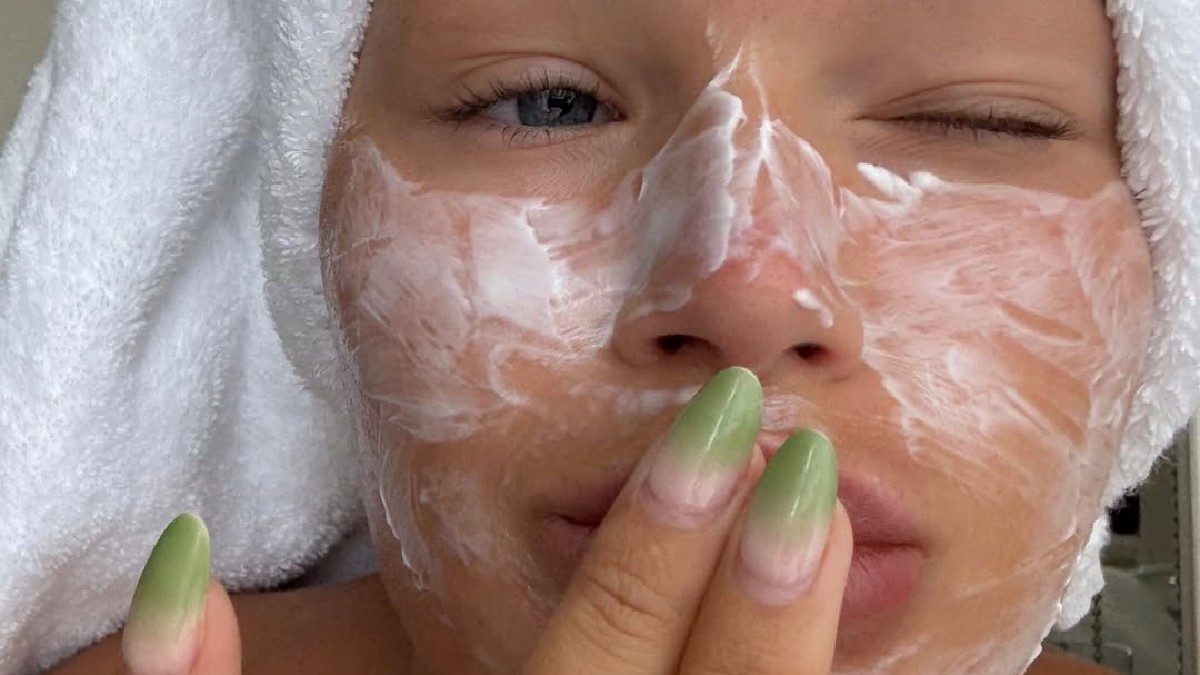 Serum Layering: Πώς να επιτύχετε την αποδοτική και ασφαλή διαστρωμάτωση του skincare σας